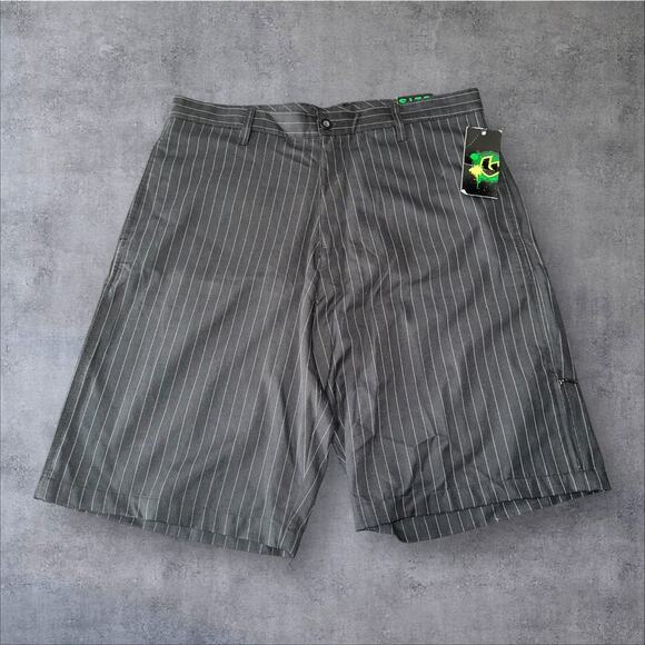 Burnside Men's 36 Black Pinstriped Belted Flat Front Pockets Chino Skater Shorts - Picture 1 of 7